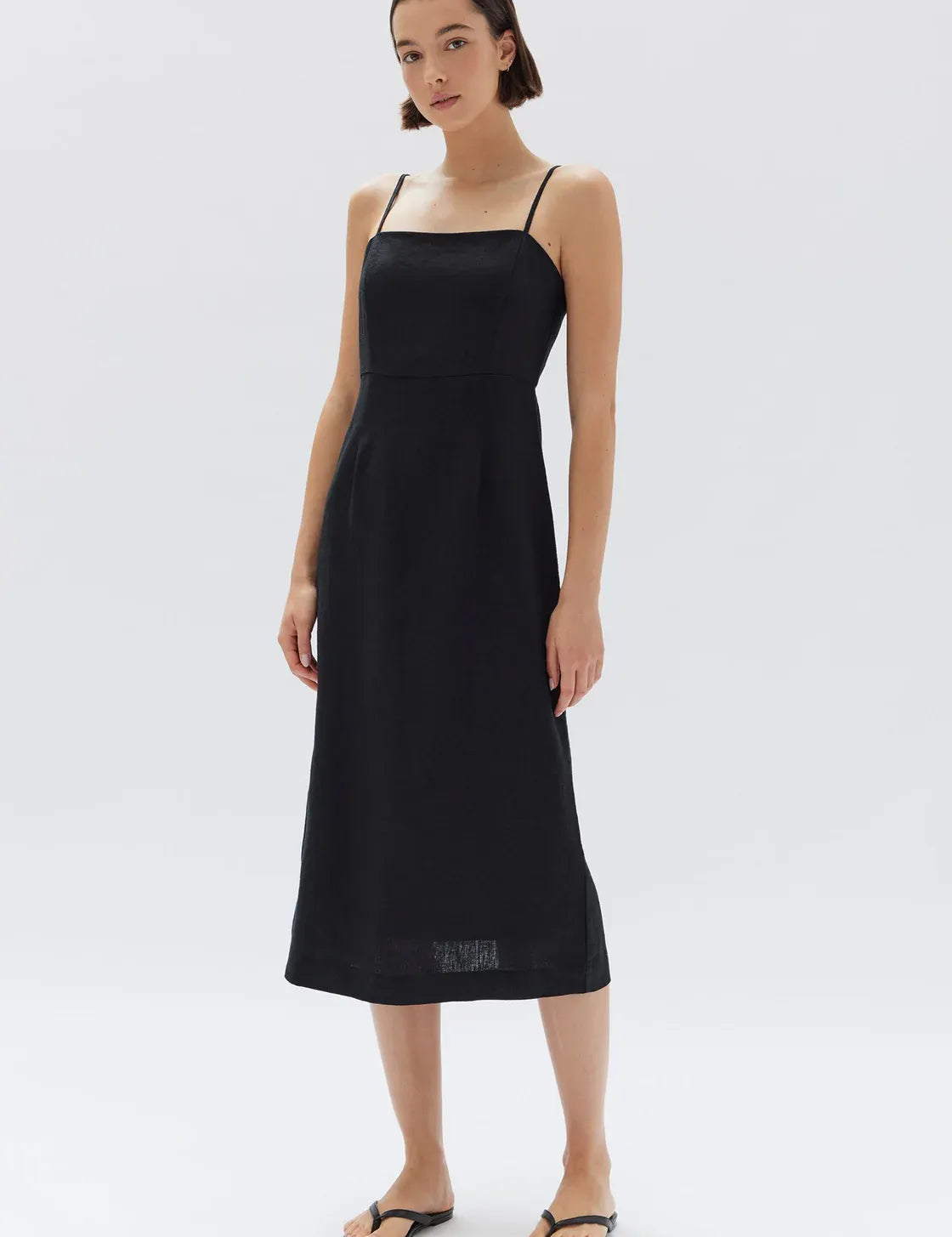 Eliza_Linen_Midi_Dress_Black_348_335jpg_1120x_3b2ecb9f-09cb-4631-bd4f-0d2a82704952.webp