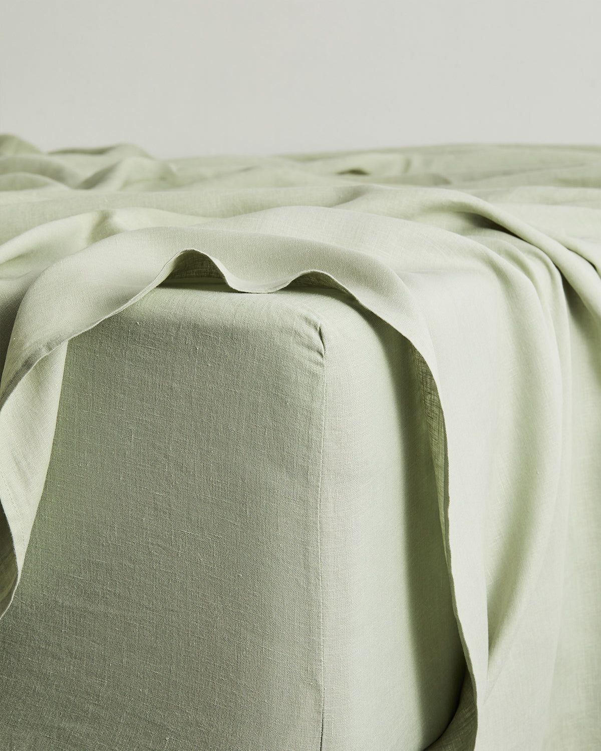 Sage 100% Flax Linen Fitted Sheet