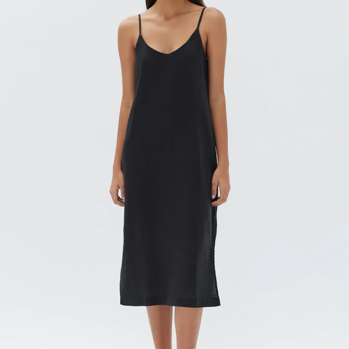 Linen_Slip_Dress_Black_1644_1120x_24f955d9-9333-4037-9698-b2d0aa5c295c.webp