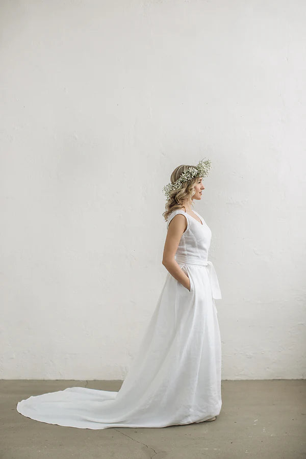 Simple Linen Wedding Dress With Train