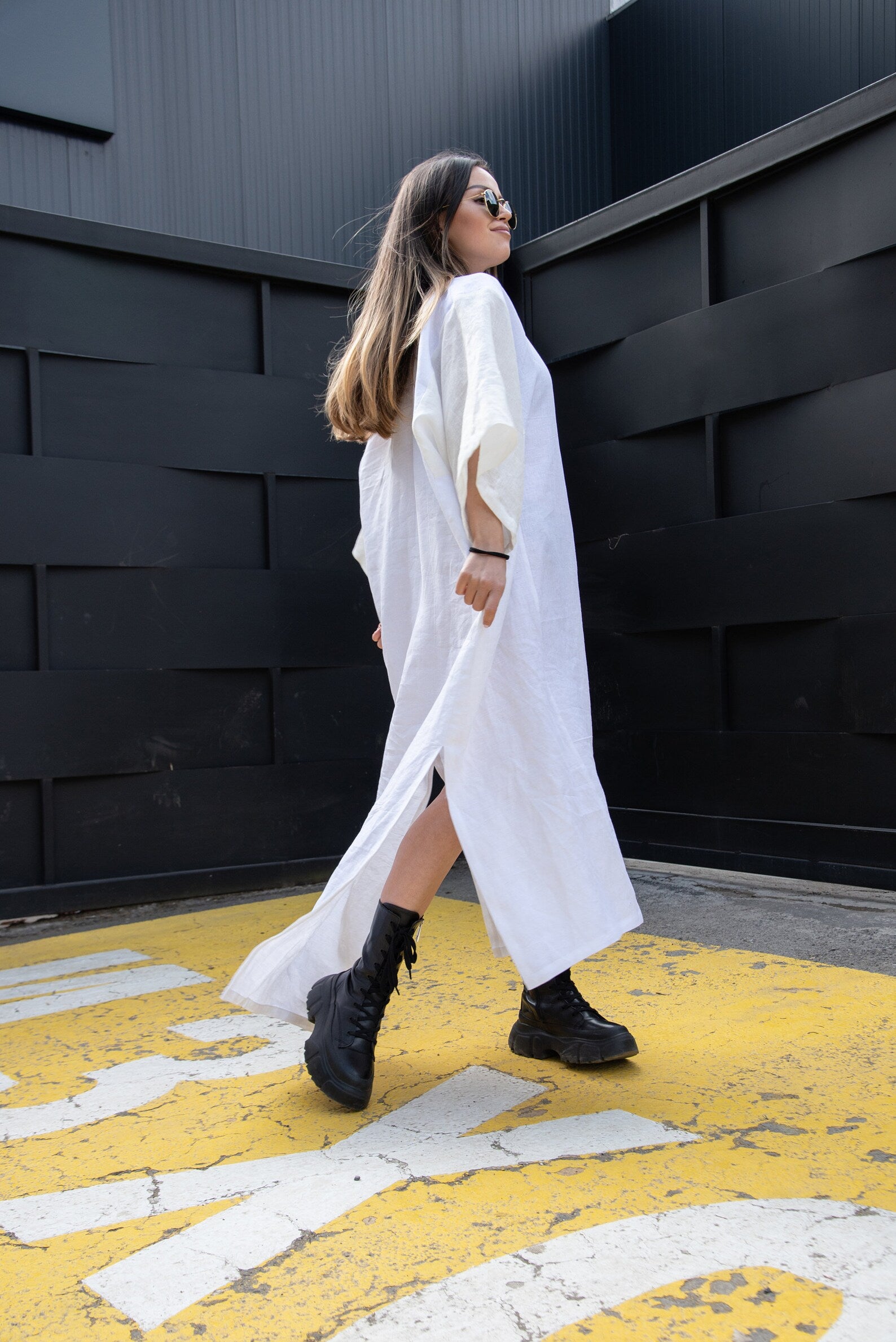 Asymmetric Large Low Slit Linen Tunic