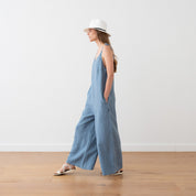 Loose fit linen jumpsuit Amelia with shoulder straps